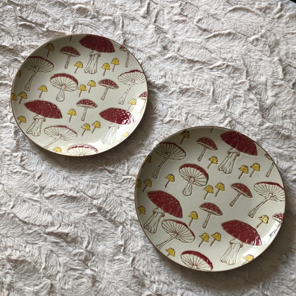 MUSHROOM Design Salad Plates S/2